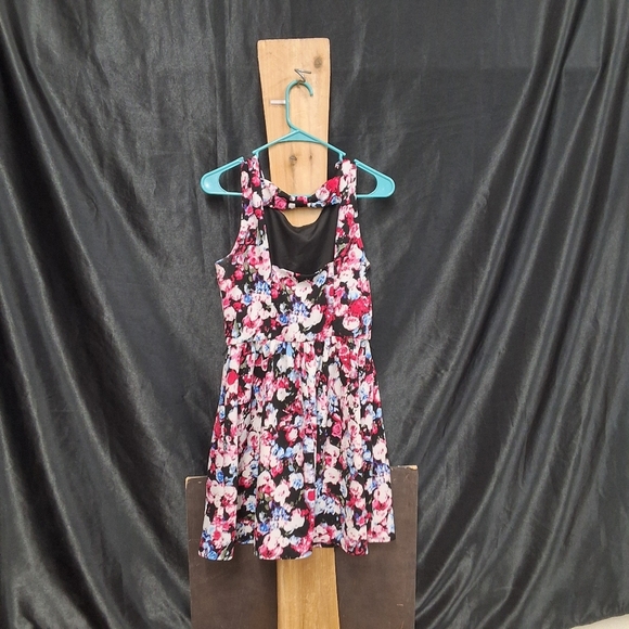 Forever 21 Multicolor. Dress - Picture 7 of 7